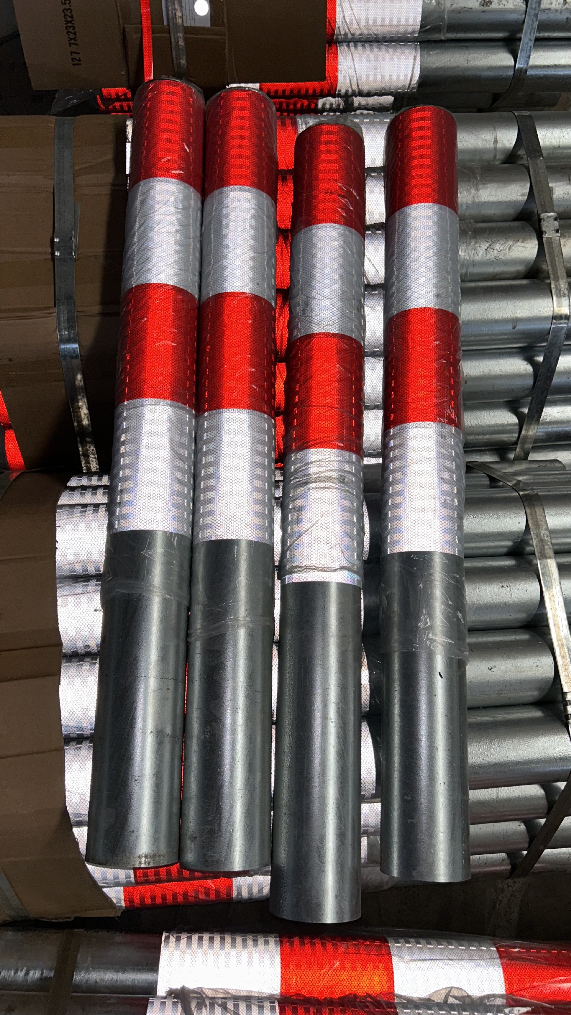 直埋道口柱反光效果实拍